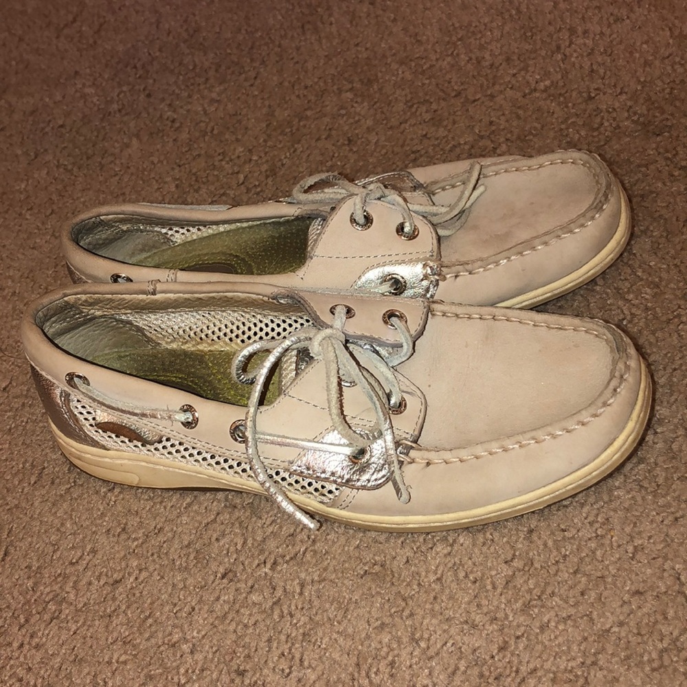 Grey/Silver Sperry’s